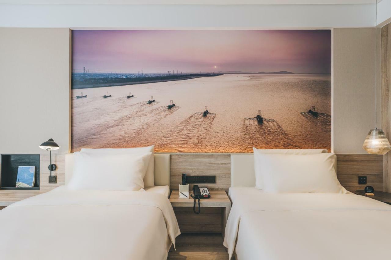 Atour Hotel Haining Leather City South Gate Exterior photo